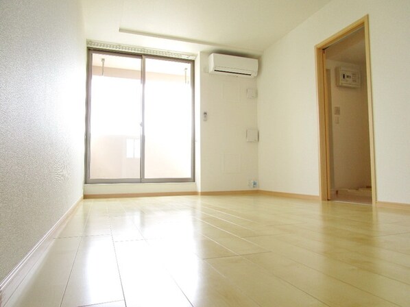 グロリア レジデンスの物件内観写真